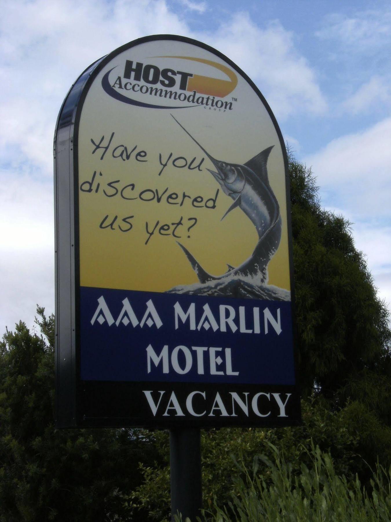 Aaa Marlin Motel Пиктън Екстериор снимка