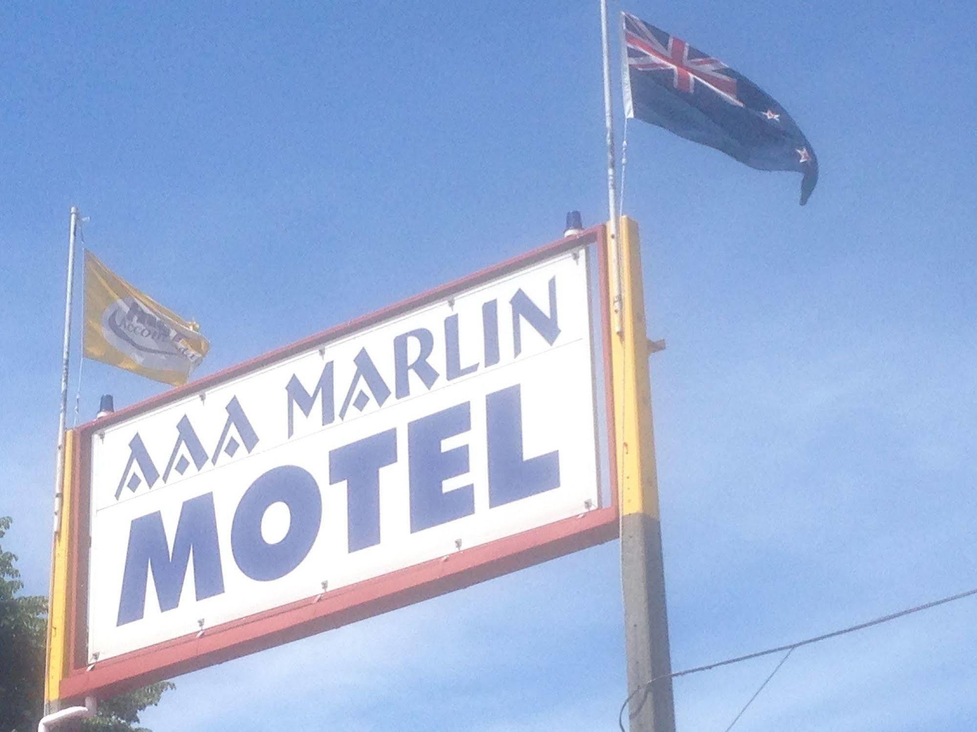 Aaa Marlin Motel Пиктън Екстериор снимка